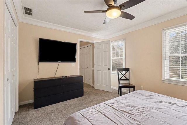 1490 HICKORY SW Lane, Lilburn, GA 30047