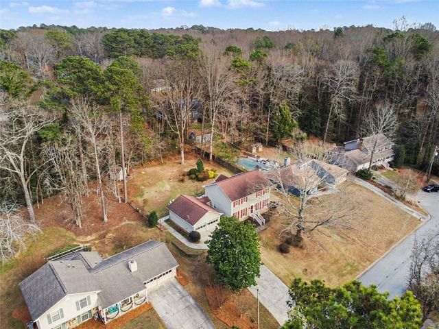 1490 HICKORY SW Lane, Lilburn, GA 30047