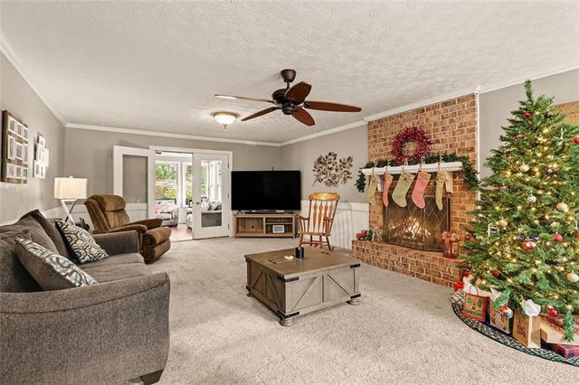 1490 HICKORY SW Lane, Lilburn, GA 30047