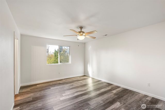 4233 SE Horsehead Way, Port Orchard, WA 98366