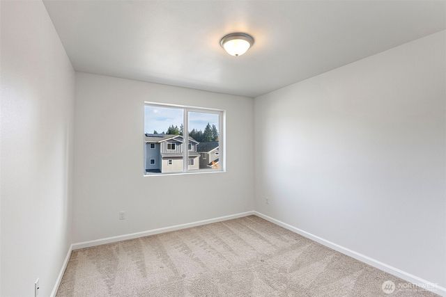 4233 SE Horsehead Way, Port Orchard, WA 98366