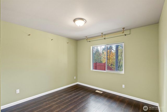 4233 SE Horsehead Way, Port Orchard, WA 98366