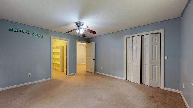 866 Pen Oak Dr, Cookeville, TN 38501