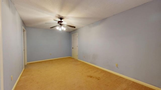 866 Pen Oak Dr, Cookeville, TN 38501