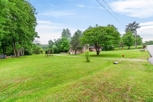 866 Pen Oak Dr, Cookeville, TN 38501