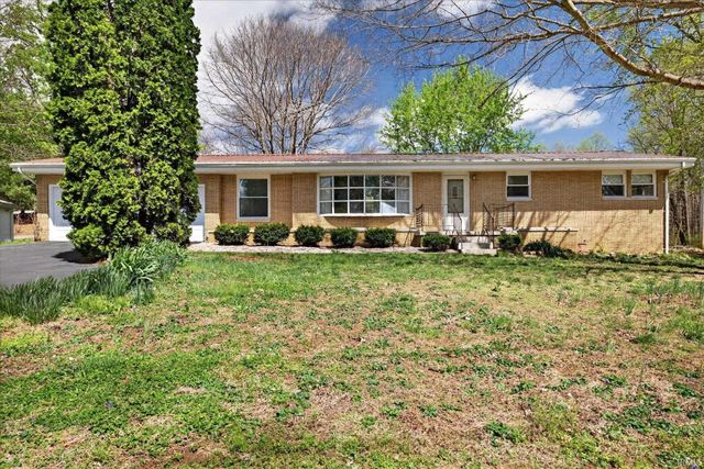 633 S Washington Street, Bloomfield, IN 47424