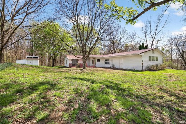 633 S Washington Street, Bloomfield, IN 47424