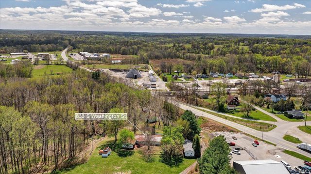 633 S Washington Street, Bloomfield, IN 47424