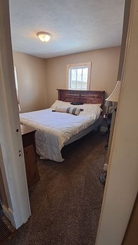 212 W Division Street, Bloomington, IL 61701