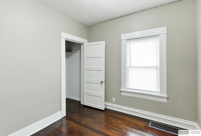 611 N 45th Street, Omaha, NE 68132