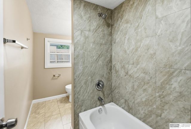 611 N 45th Street, Omaha, NE 68132