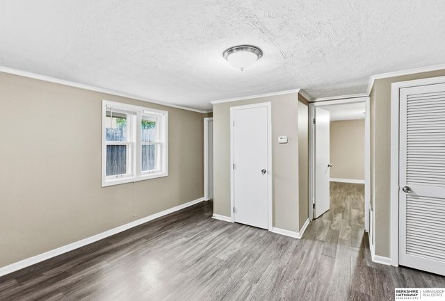 611 N 45th Street, Omaha, NE 68132