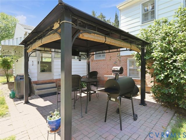 9320 Three Chopt Rd, Henrico, VA 23229