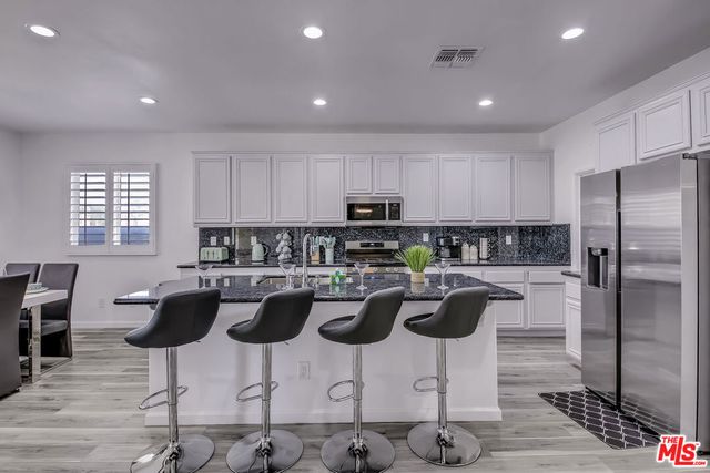 82580 Yeager Way, Indio, CA 92201