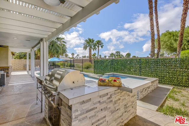82580 Yeager Way, Indio, CA 92201