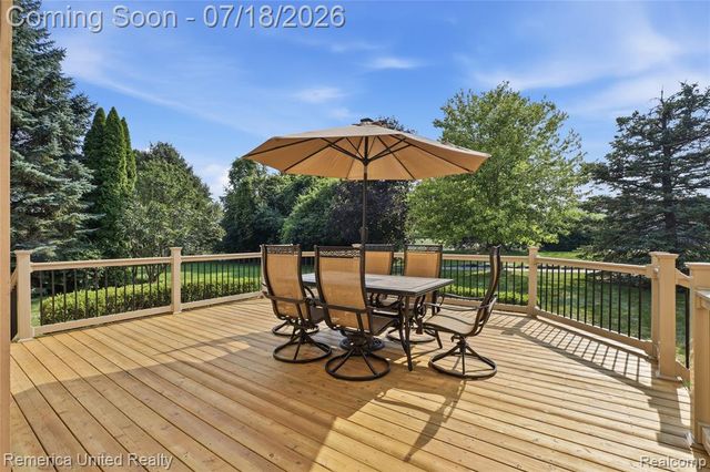 16724 Abby Circle, Northville, MI 48168