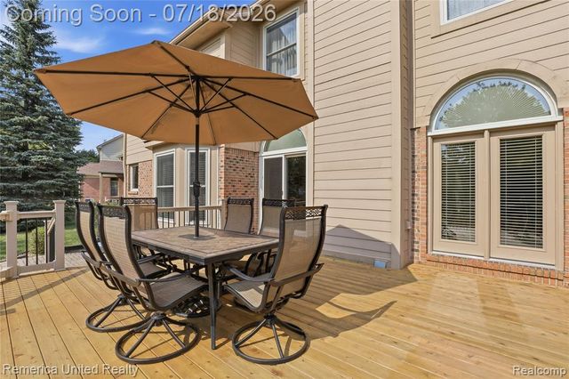 16724 Abby Circle, Northville, MI 48168