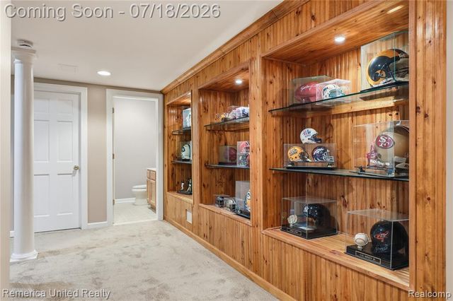 16724 Abby Circle, Northville, MI 48168