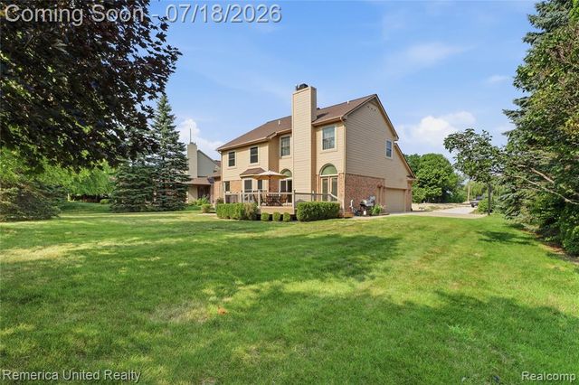16724 Abby Circle, Northville, MI 48168