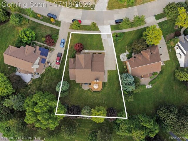 16724 Abby Circle, Northville, MI 48168