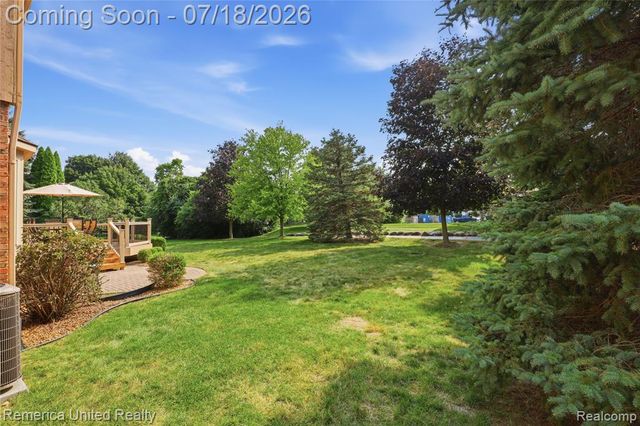 16724 Abby Circle, Northville, MI 48168