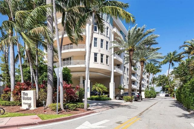 1 Century Ln 209, Miami Beach, FL 33139
