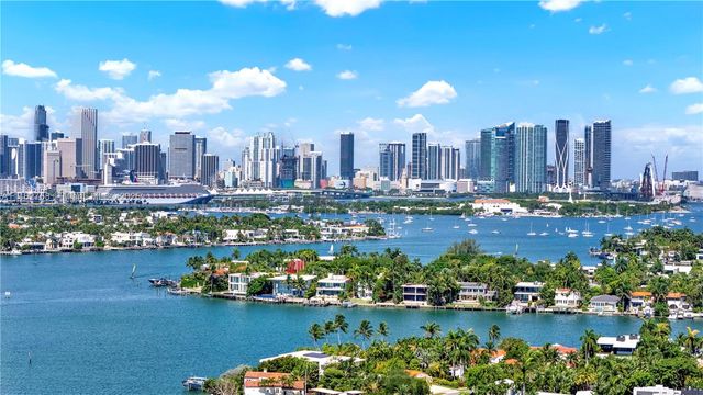 1 Century Ln 209, Miami Beach, FL 33139