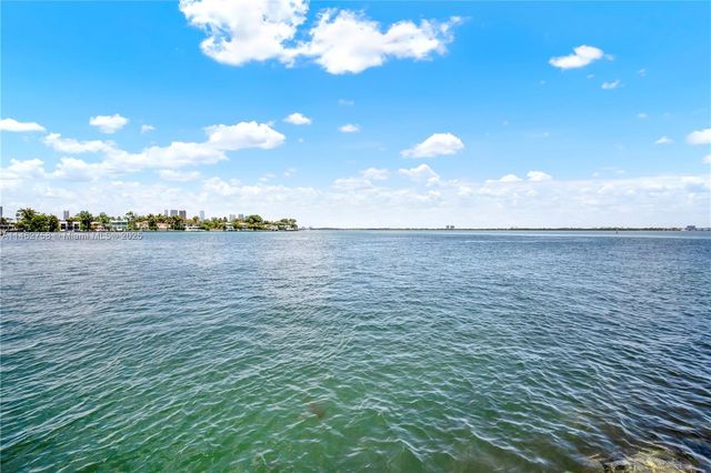 1 Century Ln 209, Miami Beach, FL 33139