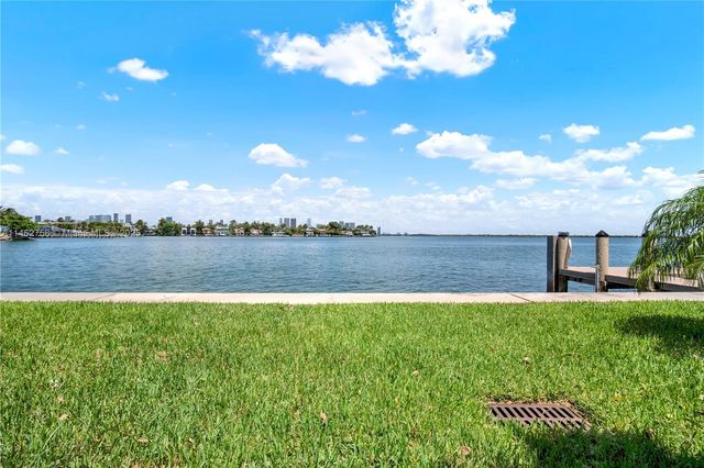 1 Century Ln 209, Miami Beach, FL 33139