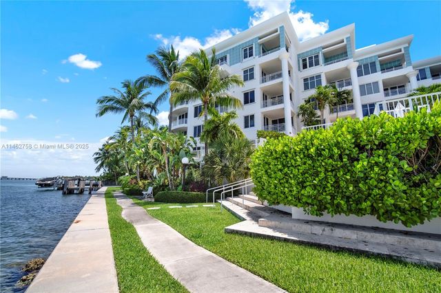 1 Century Ln 209, Miami Beach, FL 33139