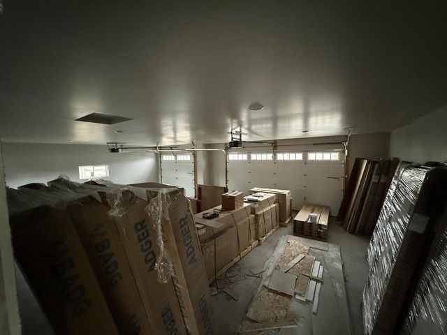 1908 Arches DRIVE, Holmen, WI 54636