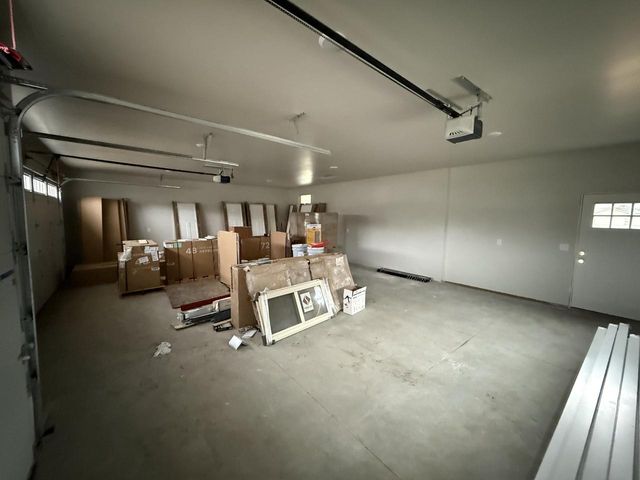 1908 Arches DRIVE, Holmen, WI 54636