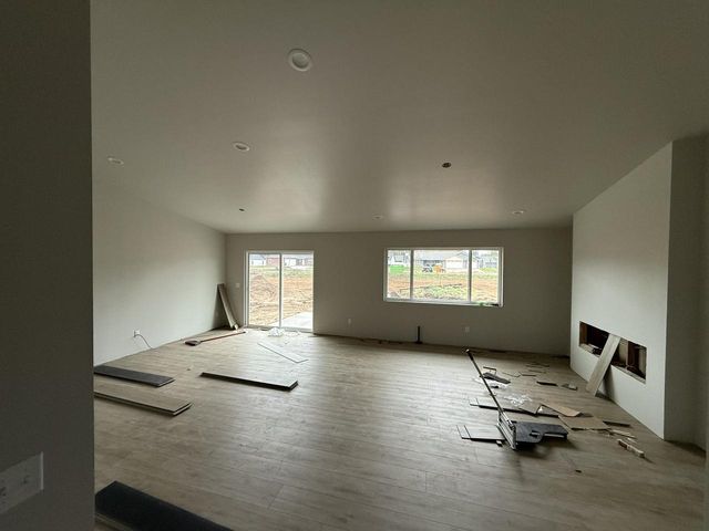 1908 Arches DRIVE, Holmen, WI 54636