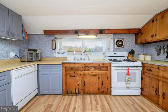 35 POTTS RD, Robbinsville, NJ 08691