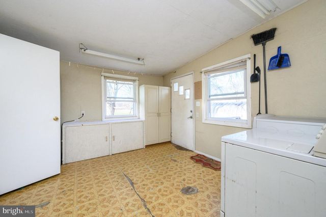 35 POTTS RD, Robbinsville, NJ 08691