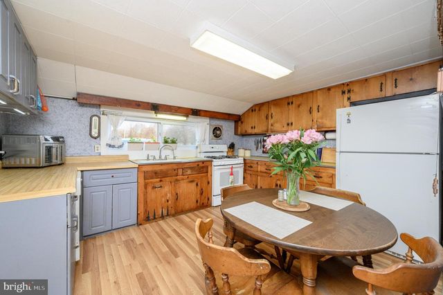 35 POTTS RD, Robbinsville, NJ 08691