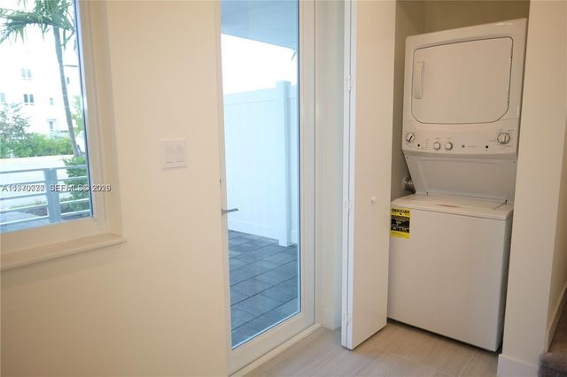 6416 NW 102nd Ct 104, Doral, FL 33178