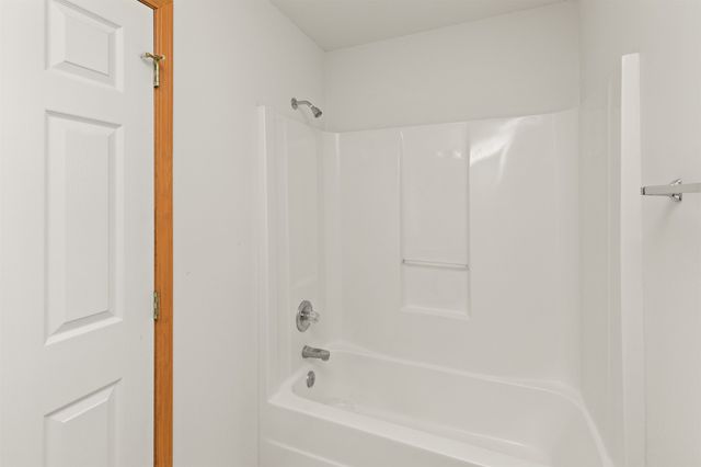 2813 SW Tradition Circle, Ankeny, IA 50023