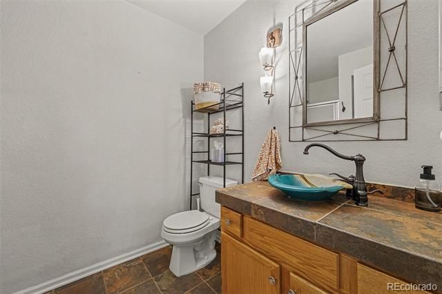 1030 W 112th Avenue 203, Northglenn, CO 80234
