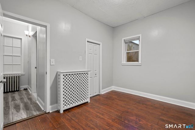 87 Amity Street, Hartford, CT 06106