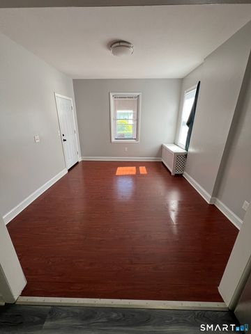 87 Amity Street, Hartford, CT 06106