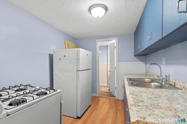 87 Amity Street, Hartford, CT 06106