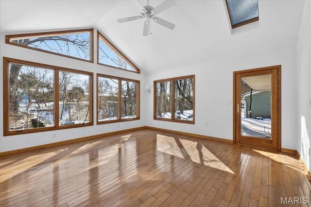 216 Shelburne Drive, St Charles, MO 63301