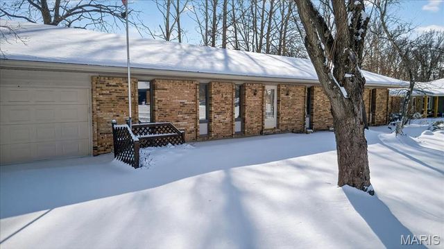 216 Shelburne Drive, St Charles, MO 63301