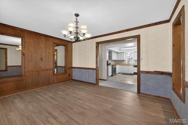 216 Shelburne Drive, St Charles, MO 63301