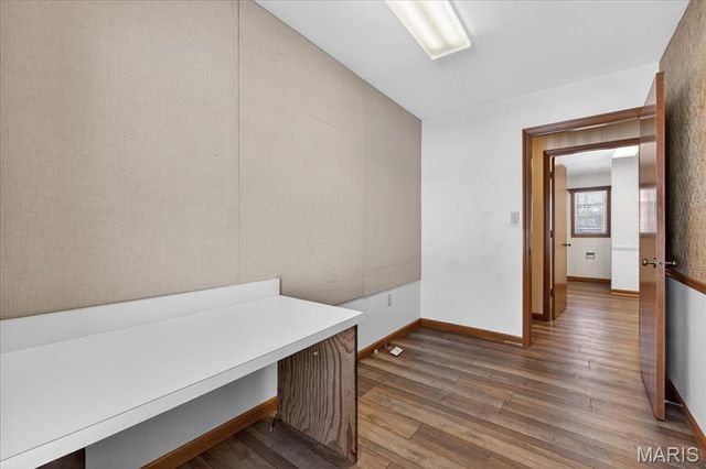 216 Shelburne Drive, St Charles, MO 63301