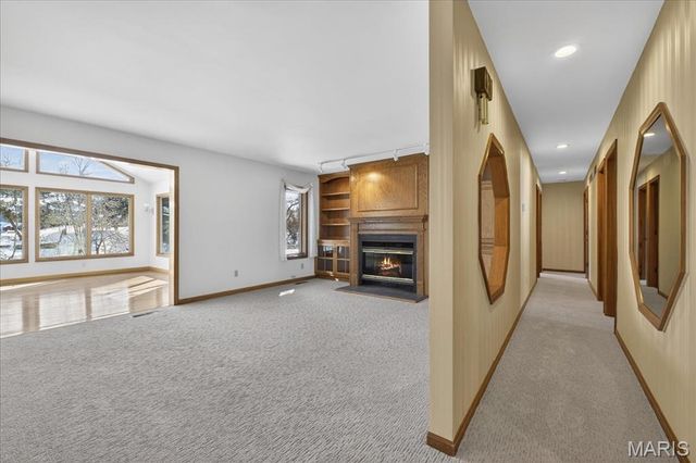 216 Shelburne Drive, St Charles, MO 63301