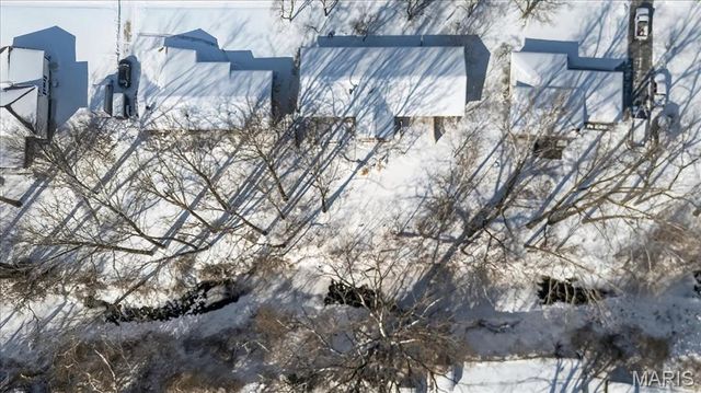 216 Shelburne Drive, St Charles, MO 63301