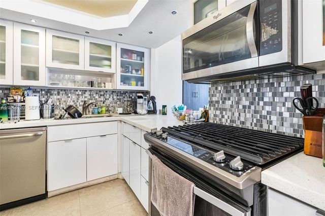 3140 S Ocean Dr 603, Hallandale Beach, FL 33009