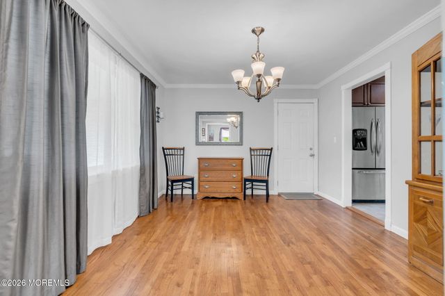6 Detroit Court, Jackson, NJ 08527